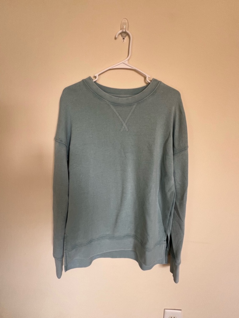 Women’s Crewneck Sweatshirt in Light Blue